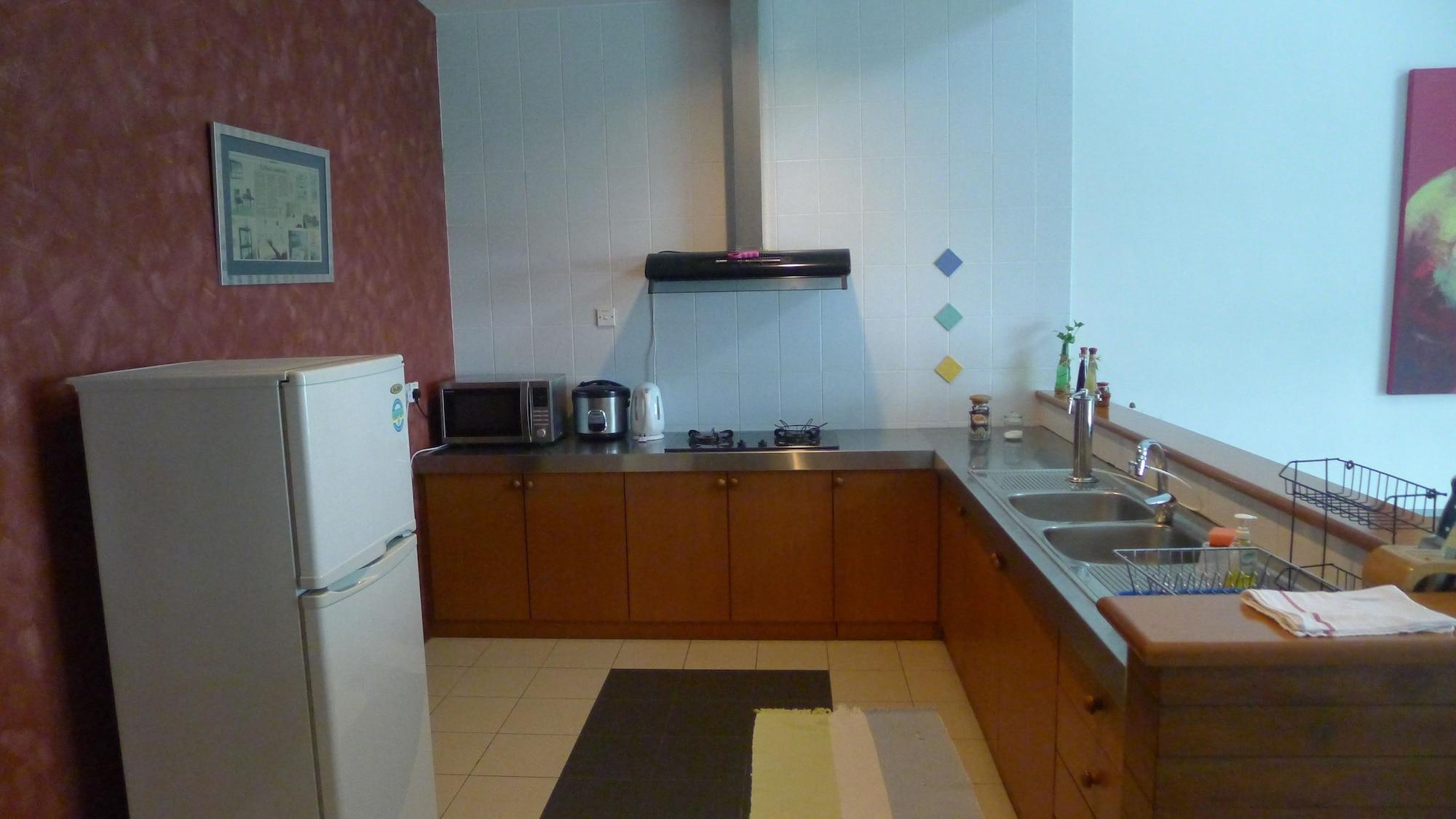 Wesberly Apartments Kuching Exterior foto